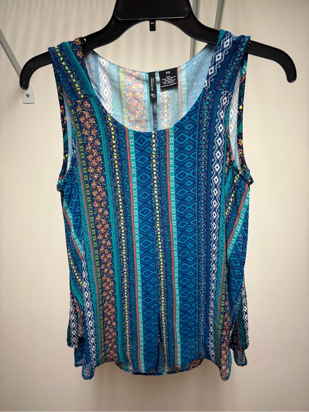 new directions Teal and Blue Patterned Sleeveless Tank